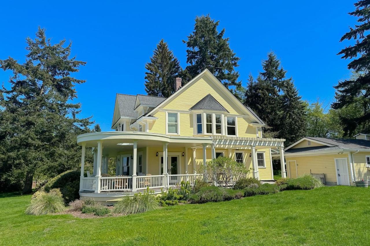 Marty'S Place Langley Exterior foto