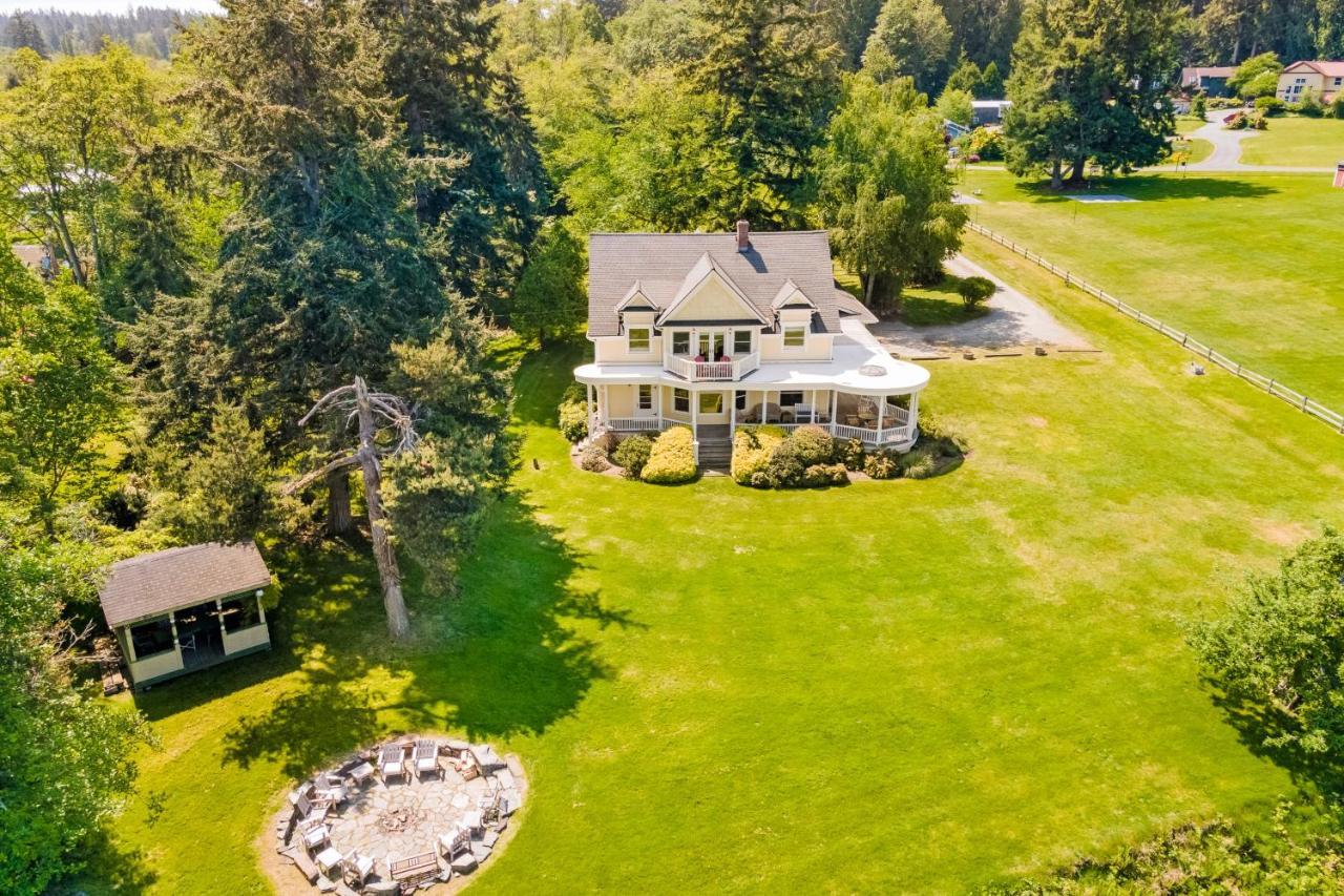Marty'S Place Langley Exterior foto