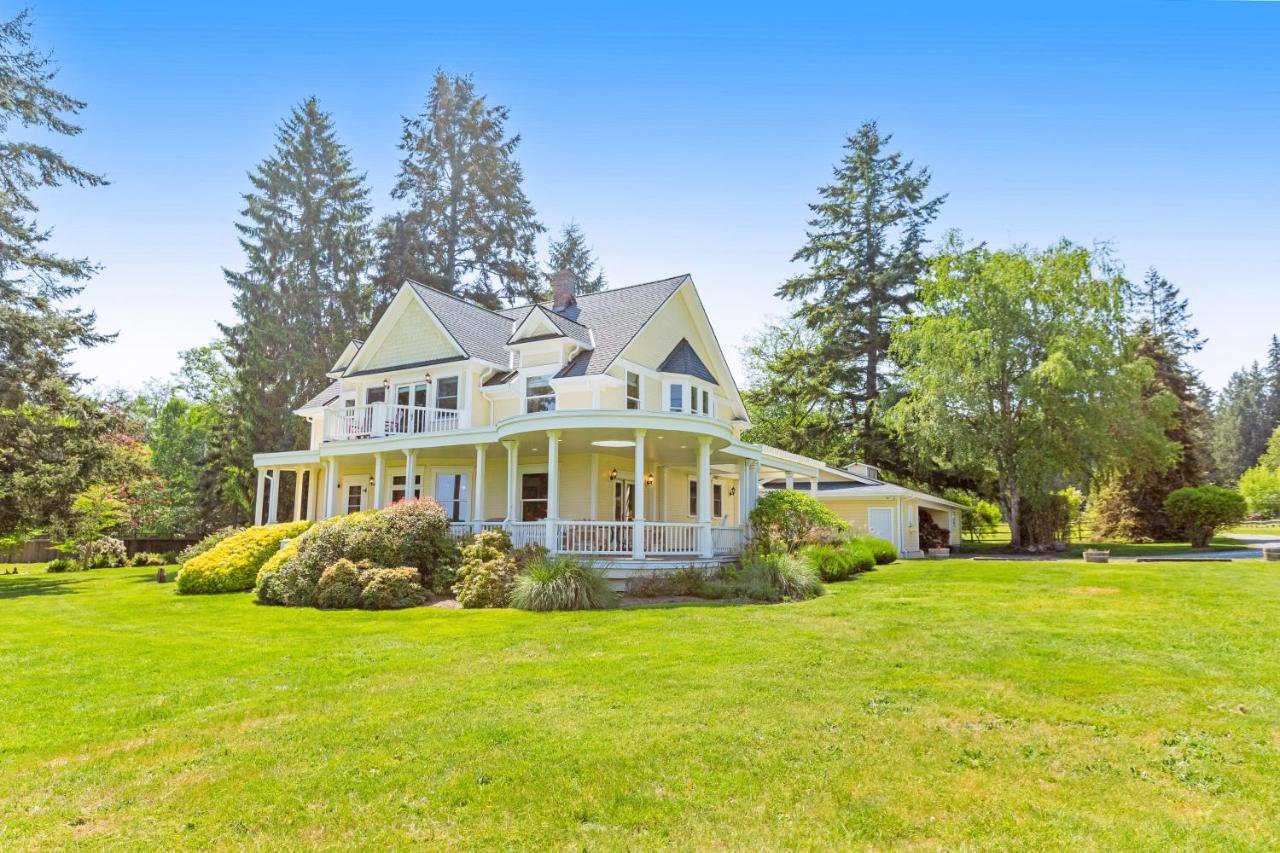 Marty'S Place Langley Exterior foto